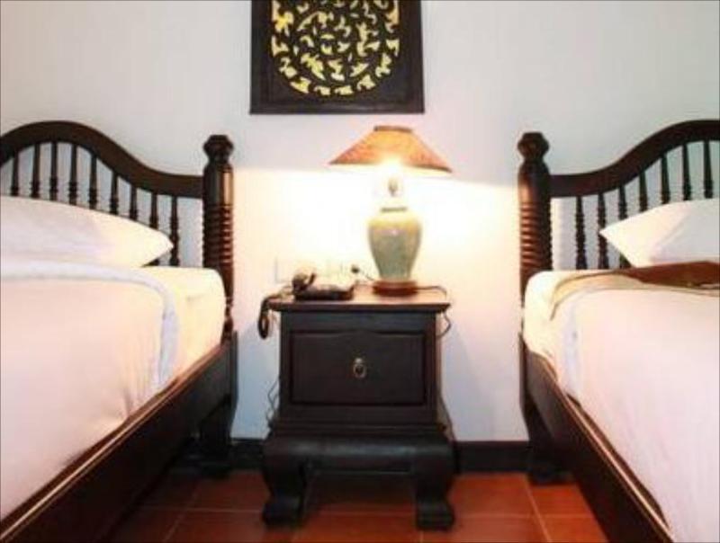 Wangburapa Grand Hotel Chiang Mai Exterior foto